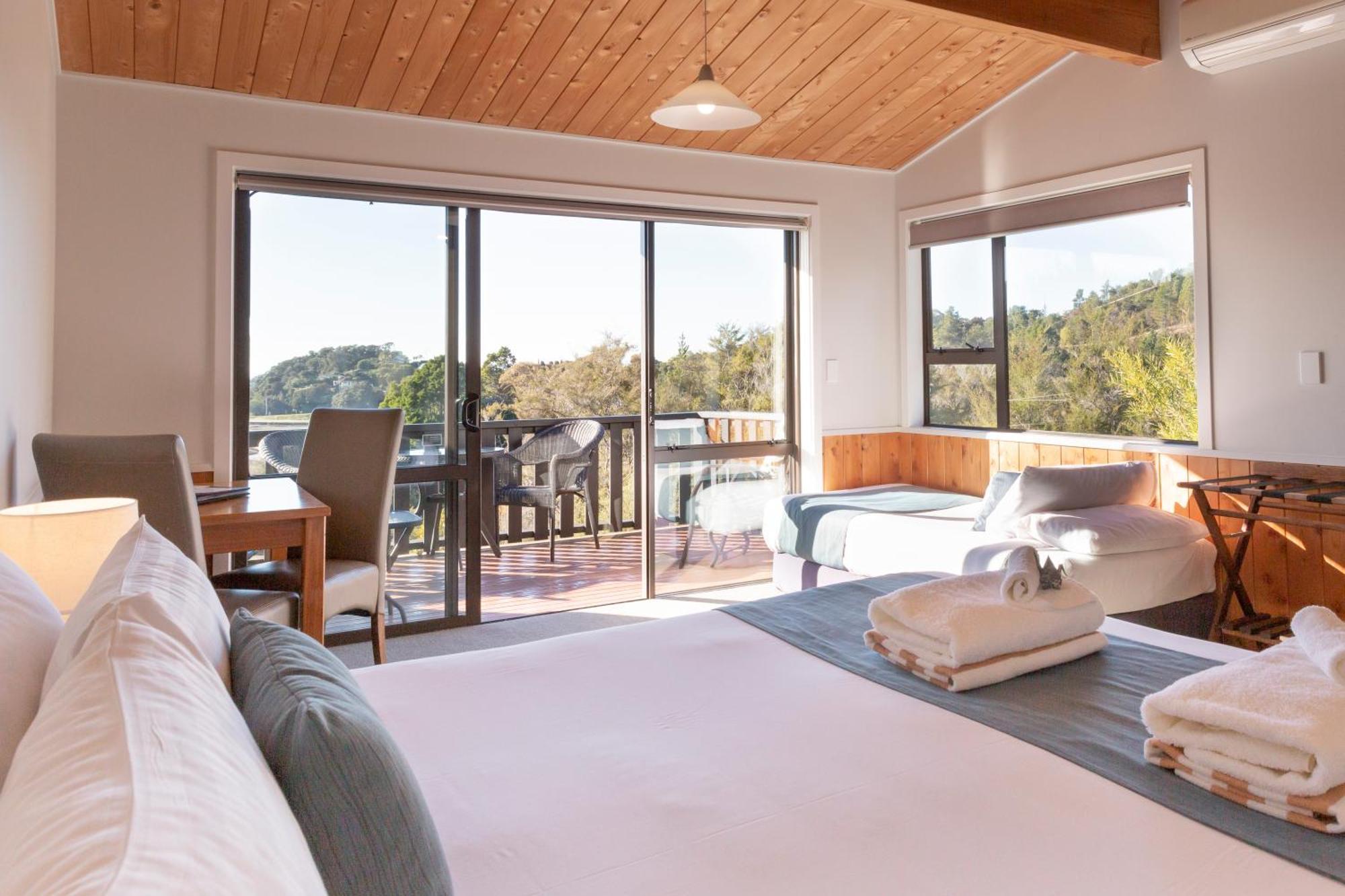 Kimi Ora Eco Resort Кайтеритери Екстериор снимка